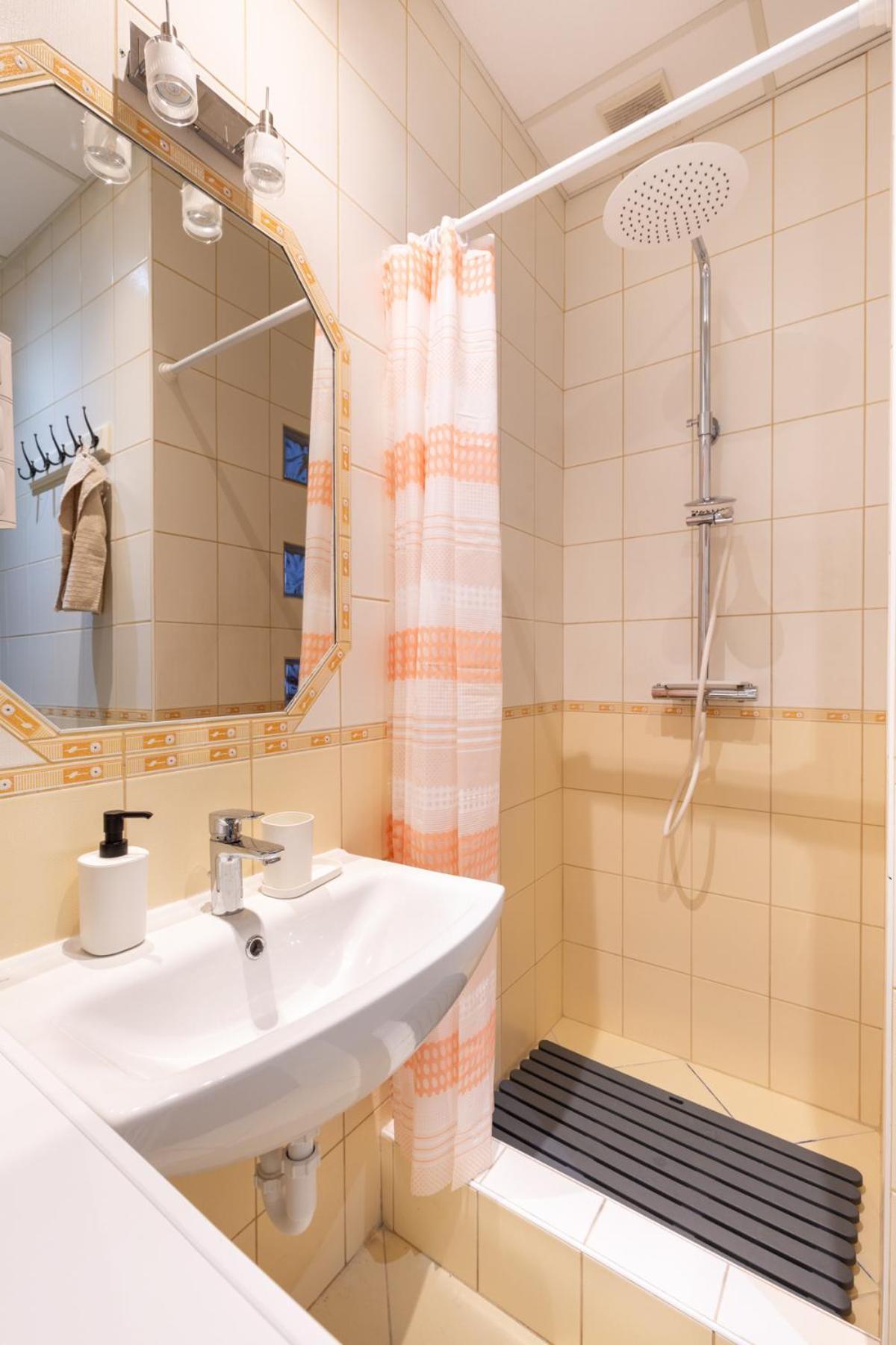 K28 Kiraly Apartment بودابست المظهر الخارجي الصورة